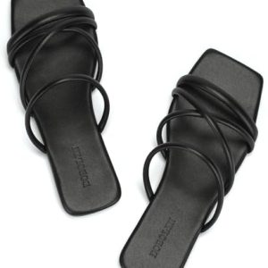 Women's Flat Sandals Strappy Square Open Toe Slide Sandals Dressy Comfortable Wide Feet Friendly
